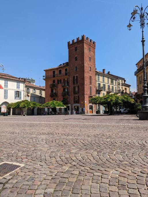 Ferienwohnung Il Ballatoio Di Giulia Asti Exterior foto