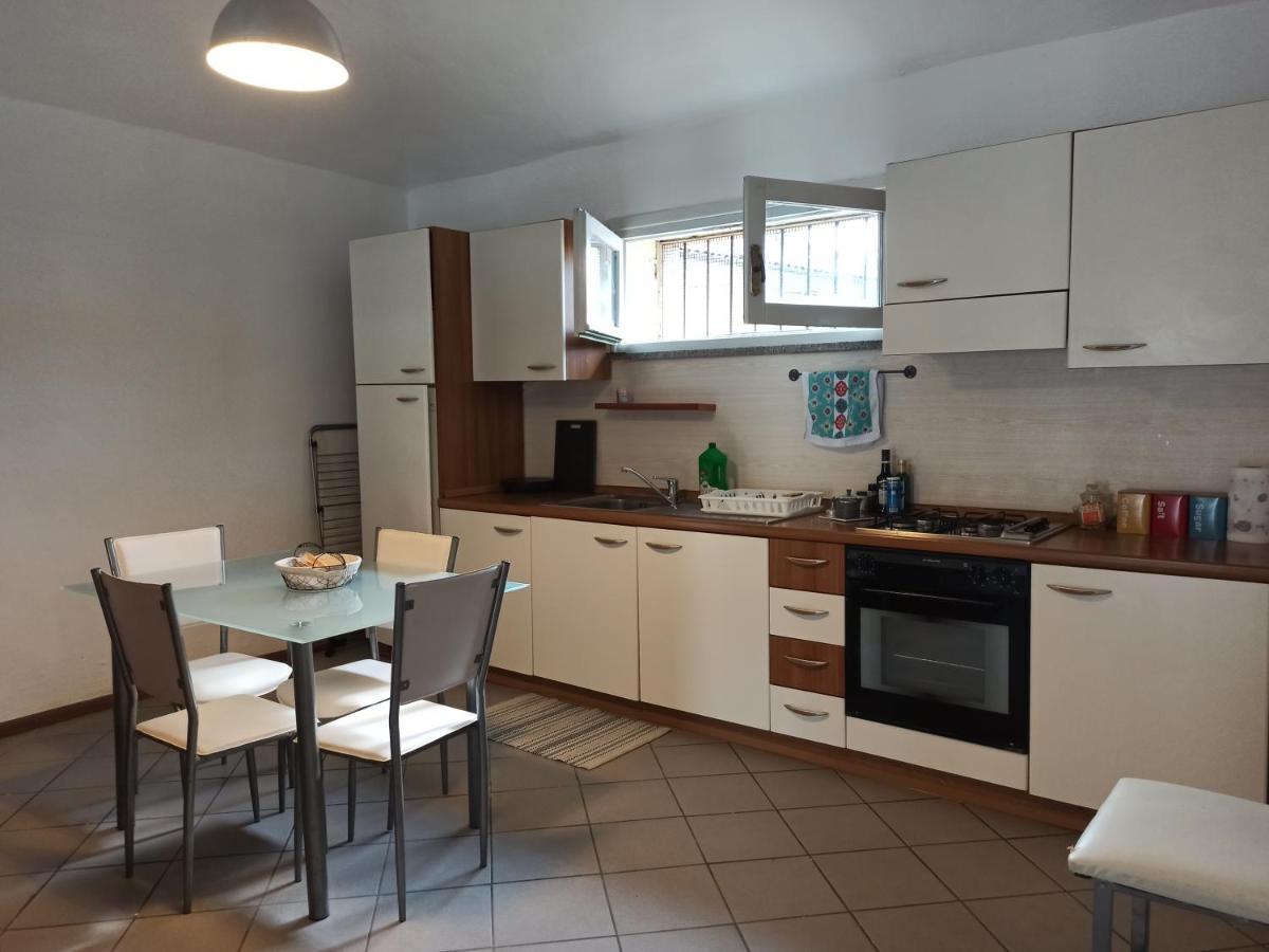 Ferienwohnung Il Ballatoio Di Giulia Asti Exterior foto